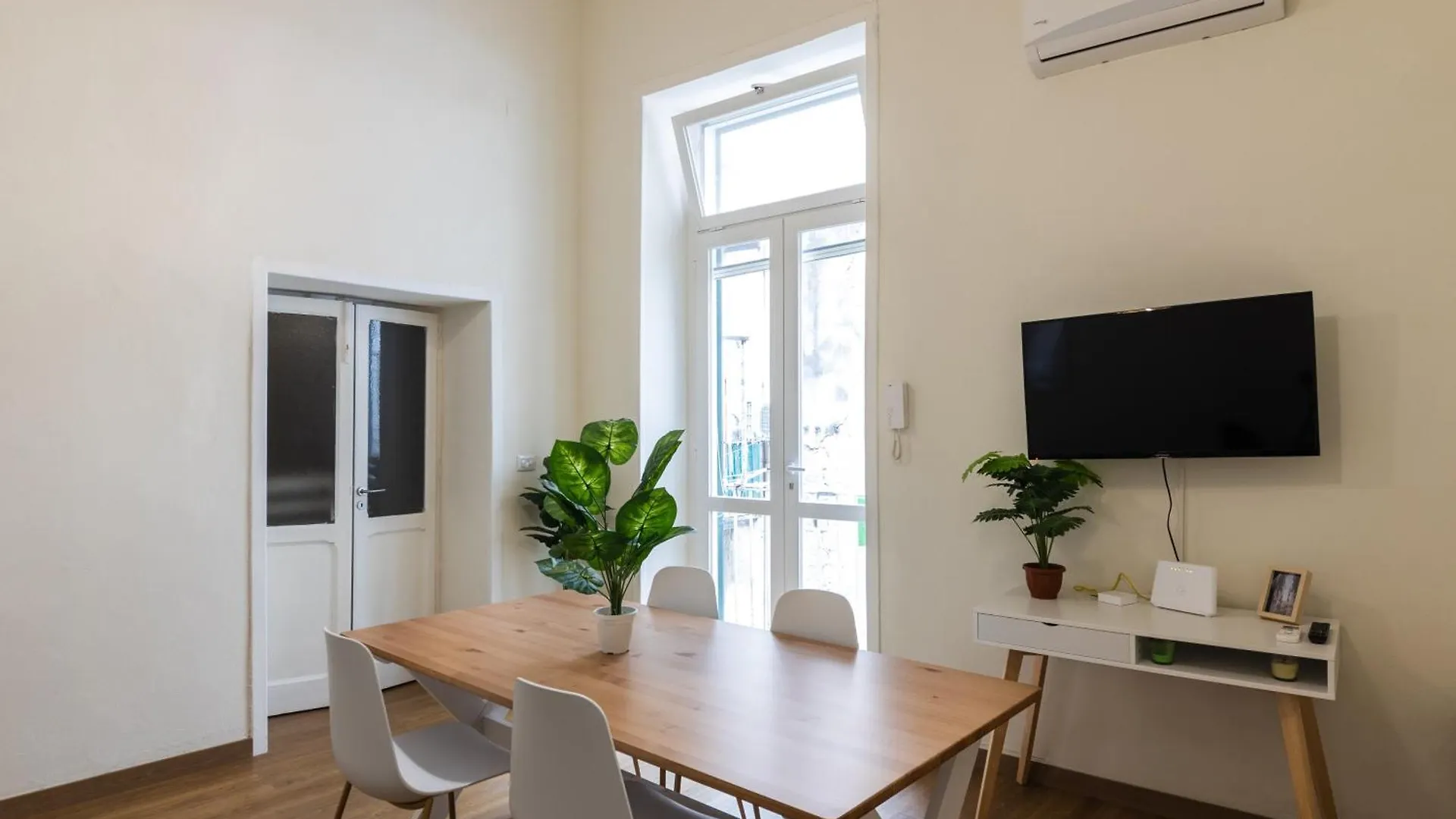 Cozy Historical Flat Napoli公寓 那不勒斯